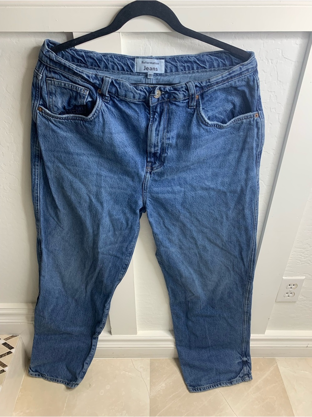 Reformation medium-wash blue denim Men’s jeans Size 30